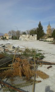 Vistas hacia la zona norte de la Alcazaba dónde se encuentra la colunnata del claustro de San Francisco que sirve de pórtico al Cerro Jabalcón.