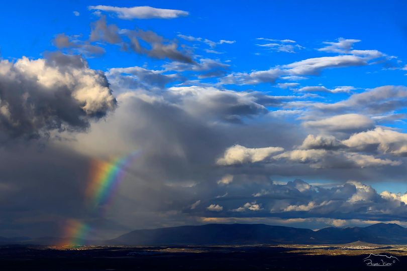 La magia de la luz y el agua en una tarde de primavera
11 de abril de 2021
Canon España (descripción de la publicación llevada a cabo por Pepe Vico Arias. autor de la fotografía que nos ubica en el Altiplano de Granada , territorio integrado en el Geoparque de Granada.